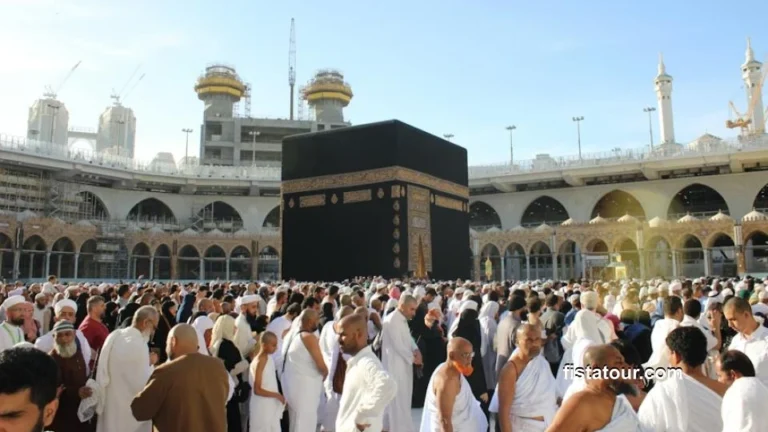 Bersama biro umroh Klaten terpercaya dan terbaik, ibadah menjadi lebih khusyuk.