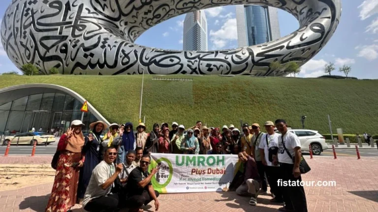 Di fistatour, Anda akan dibimbing tentang syarat pembuatan paspor umroh dan caranya secara profesional.