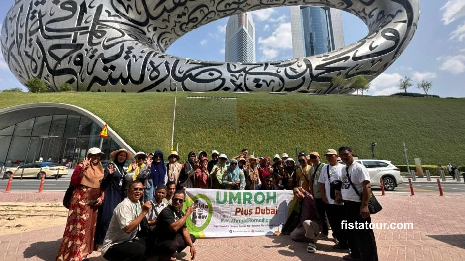 Dapatkan rekomendasi biro umroh Klaten amanah dengan harga terbaik.