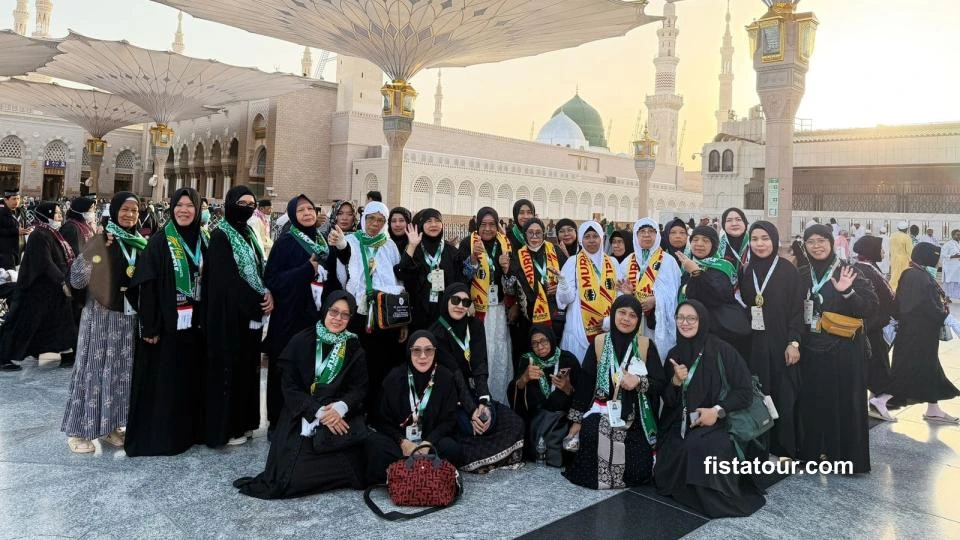 Edukasi calon jamaah haji khusus fistatour