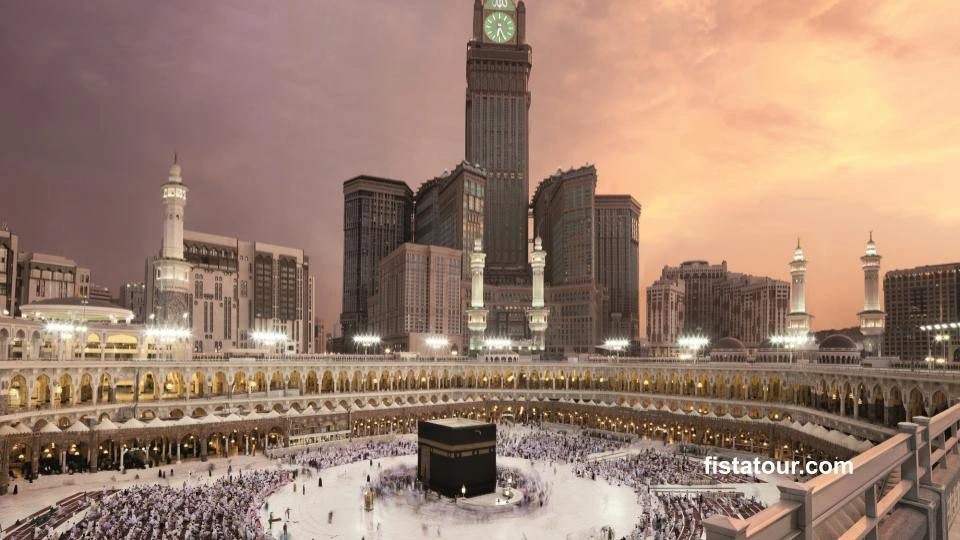 Ikuti seminar calon petugas haji dan umroh yang diselenggarakan oleh fistatour.