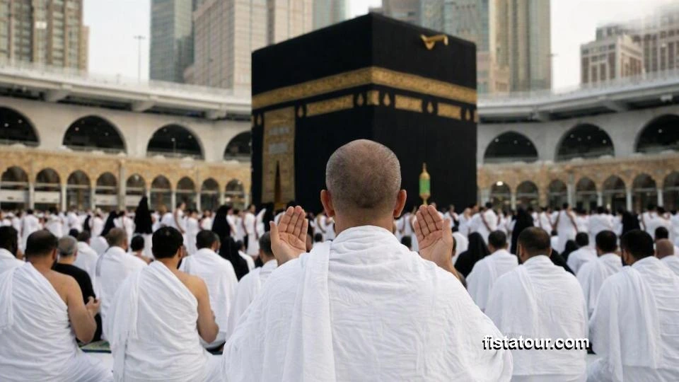 Buku panduan doa umroh bisa Anda hafal atau bawa agar tidak lupa saat membaca doa.